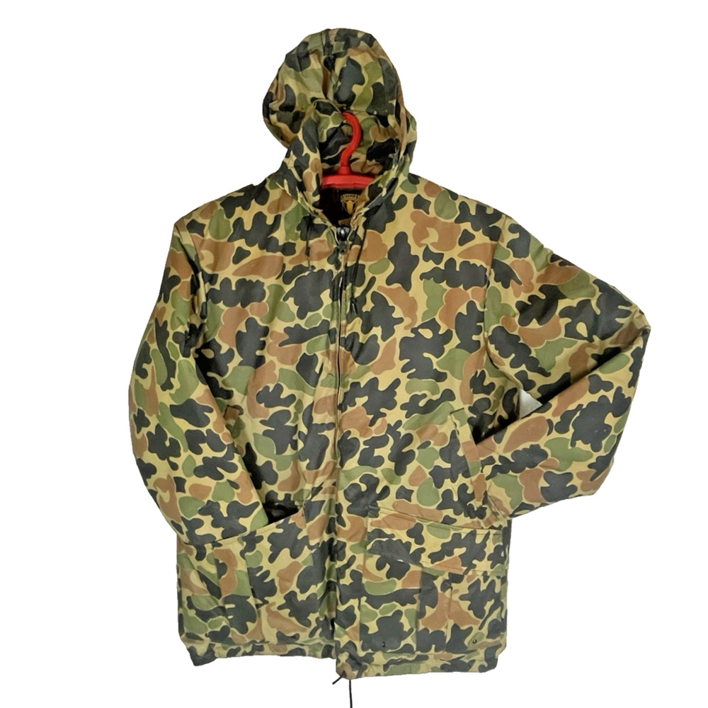 Americas Cup LARGE Type III Personal Floatation Device Hooded Coat Jacket Camo